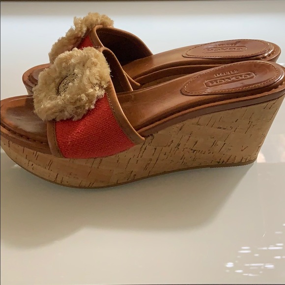 COACH designer leather weather♥️🥰❤️ - Picture 4 of 4